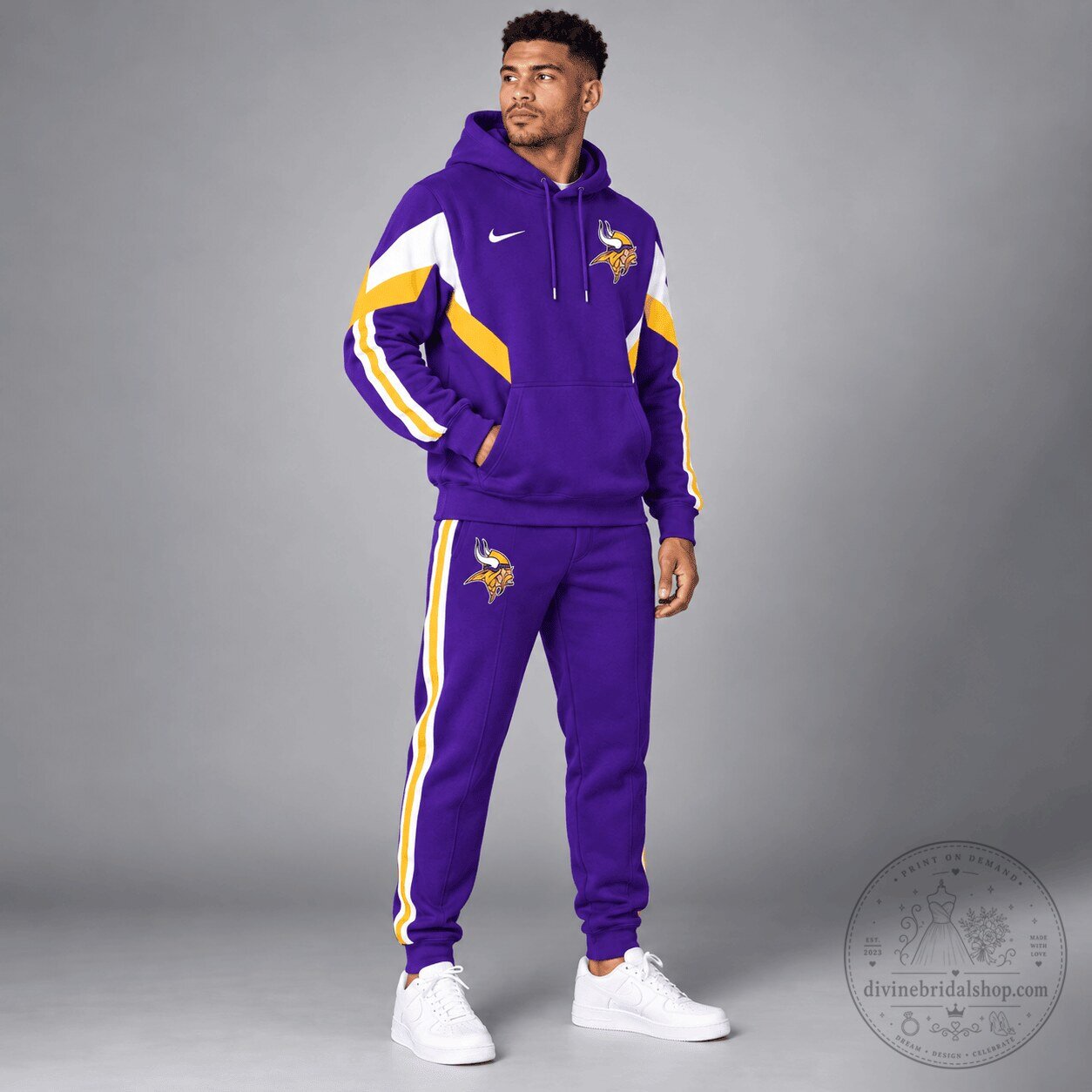 Minnesota Vikings National Football League Team Logo Purple and Gold Hoodie